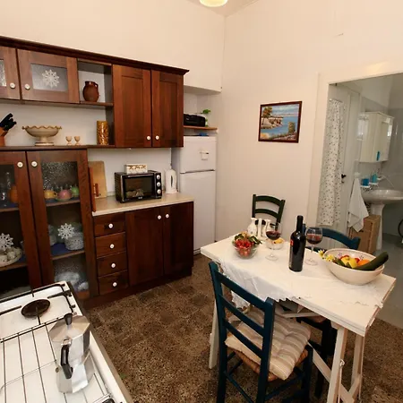 Lovely Cottage in Cisternino Amidst Olive Groves *